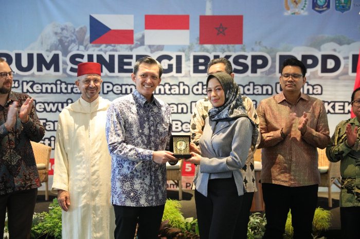 Wakil Ketua BKSP DPD RI, Mirah Midadan Fahmid: Dorong Penguatan Kolaborasi di Forum Sinergis Belitung