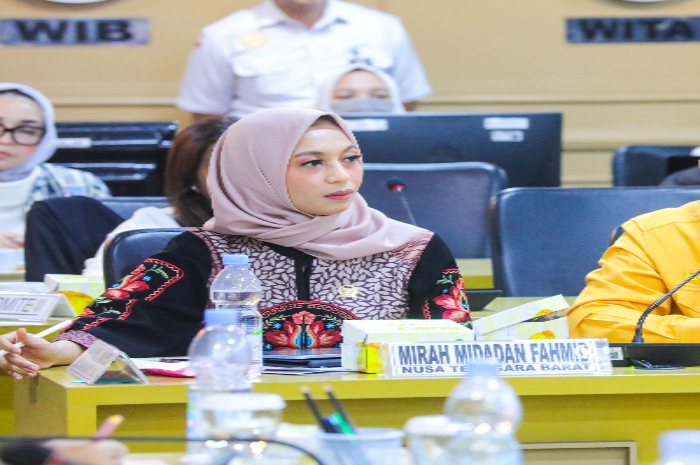 ANGGOTA DPD RI PROV. NTB MIRAH MIDADAN FAHMID