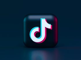 Sumber: Unsplash by Alexander Shatov